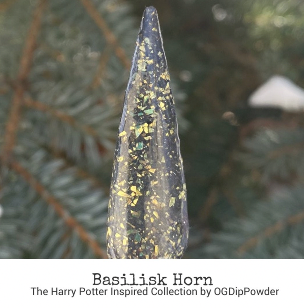 Basilisk Horn Nail Dip Powder OG Dip Powder