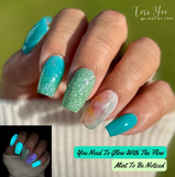 Mint To Be Noticed Chrome Dip Powder