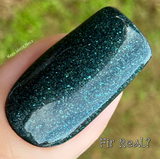 Fir Real? Nail Dip Powder