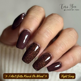 I Ain't Gotta Knock On Wood Nail Dip Powder