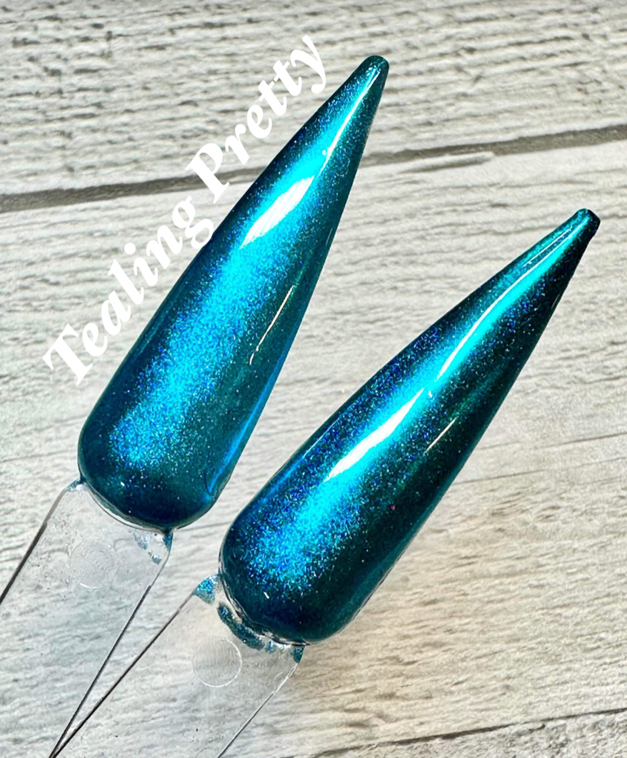 Tealing Pretty Chrome Powder – OG Dip Powder